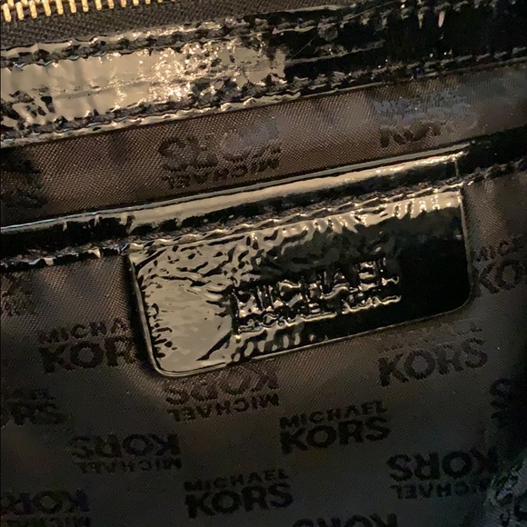 Michael Kors Black Patent Hobo Bag EUC! - Picture 6 of 10